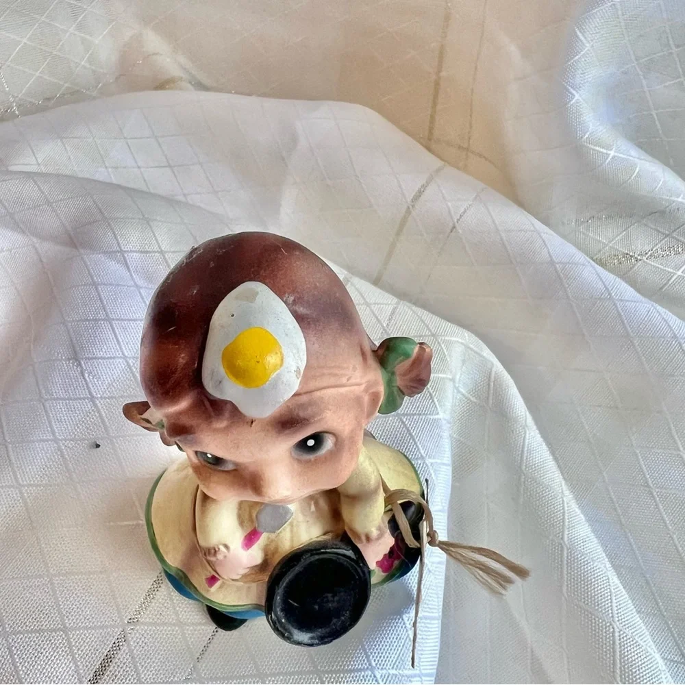 VTG Josef Originals Wee Folks Fried Egg Girl Figurine 1960’s. Repaired.